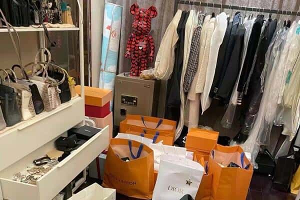 本溪溪湖区回收一线品牌衣服